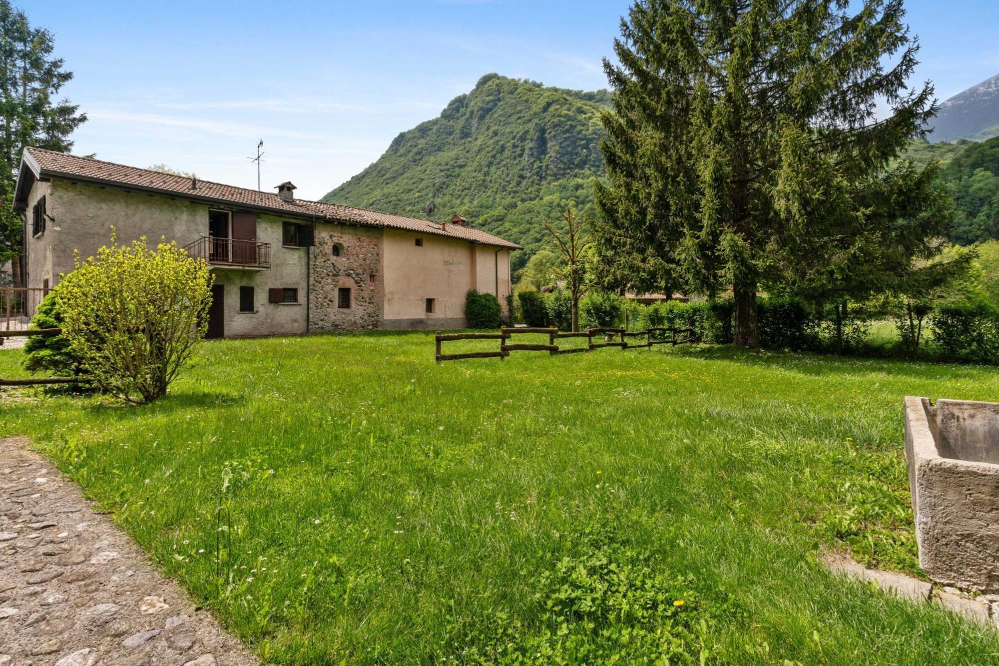 Il Giardino Segreto Apartment Barzio Exterior photo